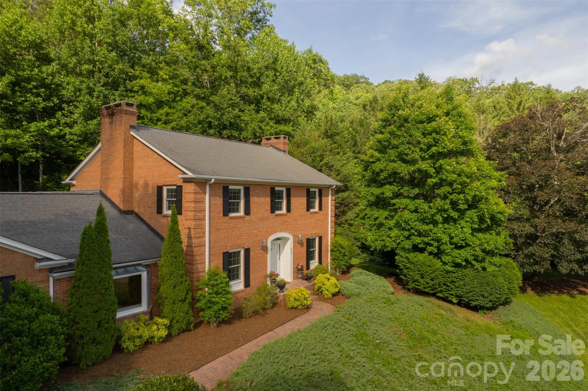 425 Sondley Woods Place - Photo 45