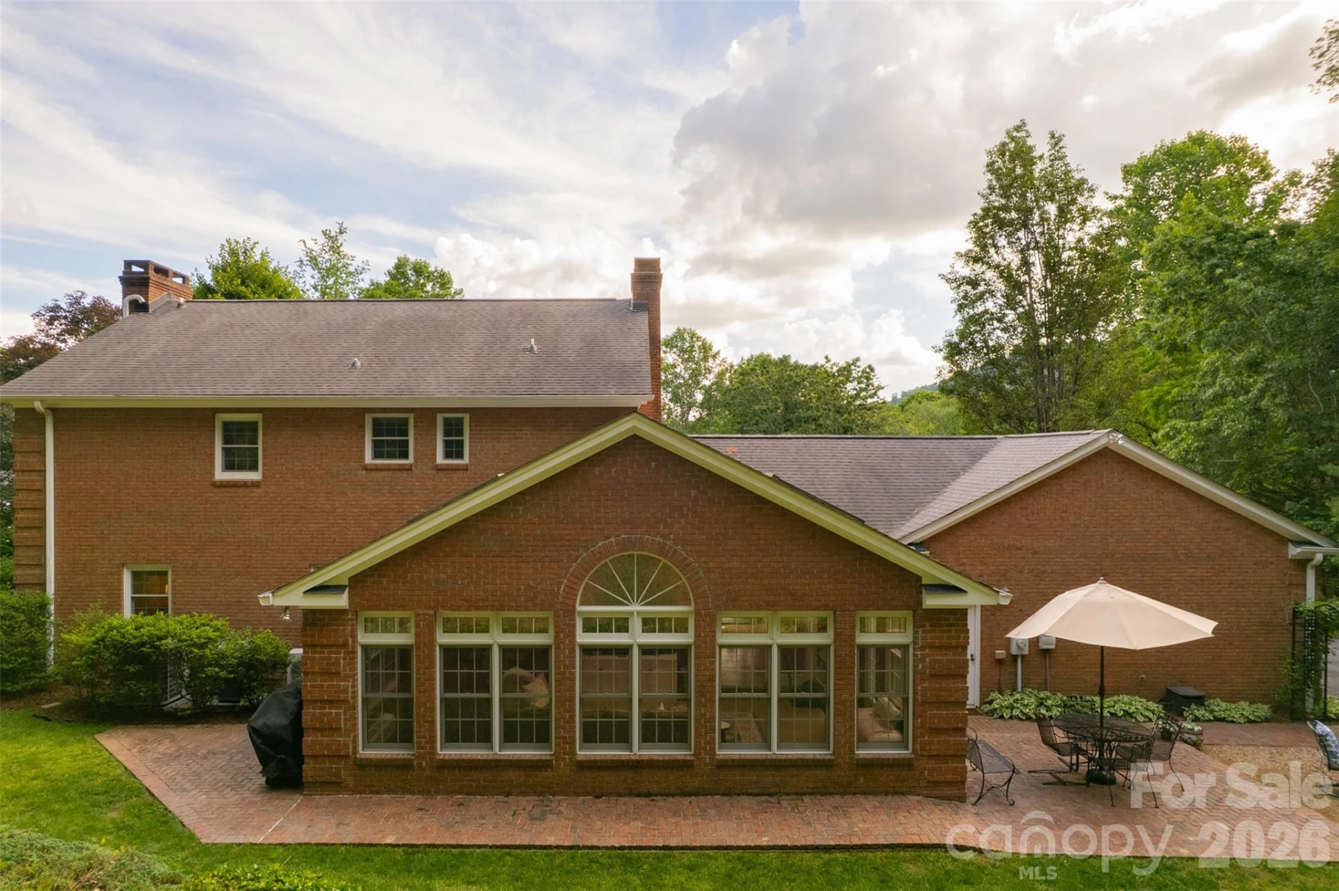 425 Sondley Woods Place - Photo 46