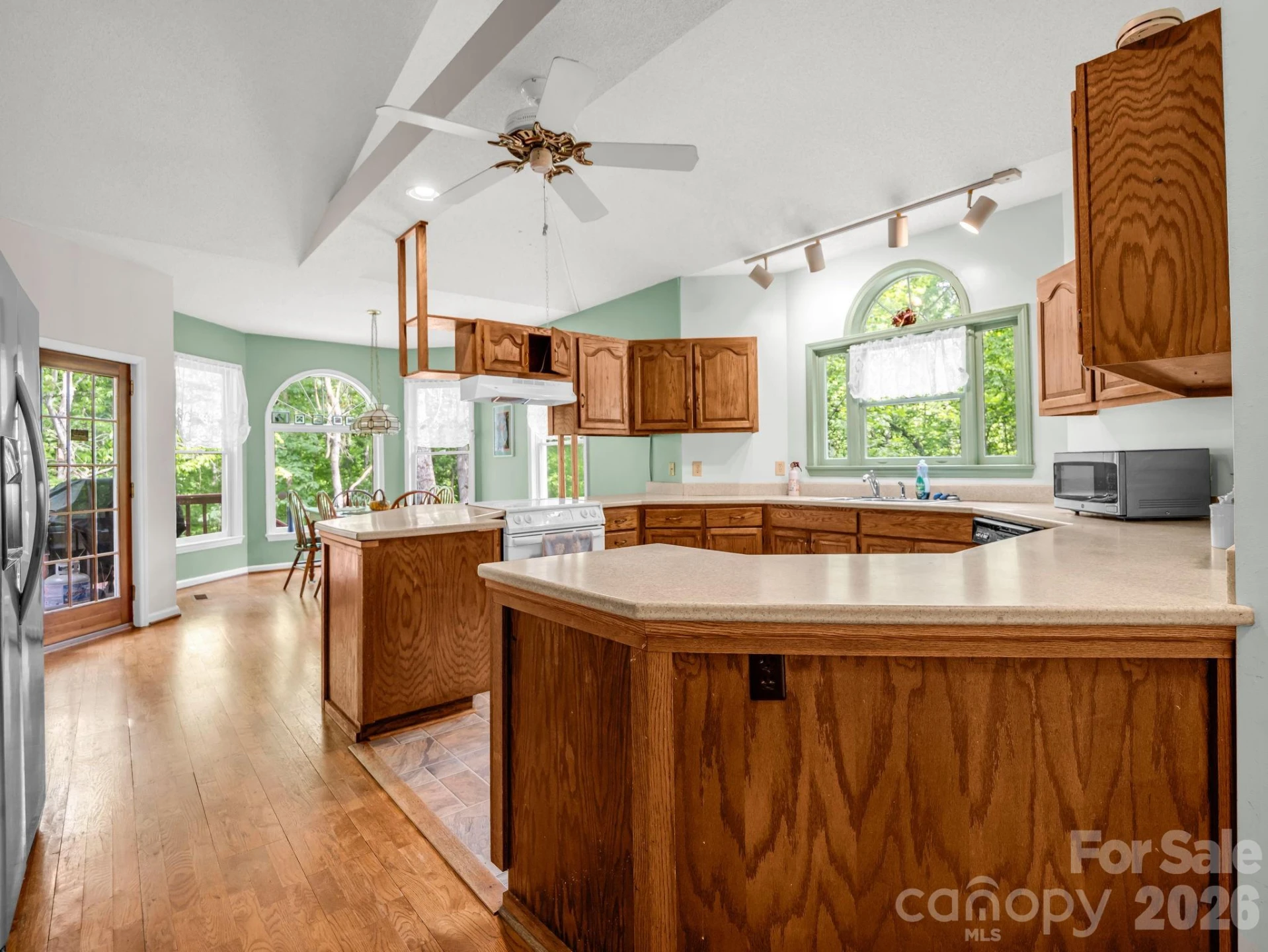 385 Park Street - Photo 12