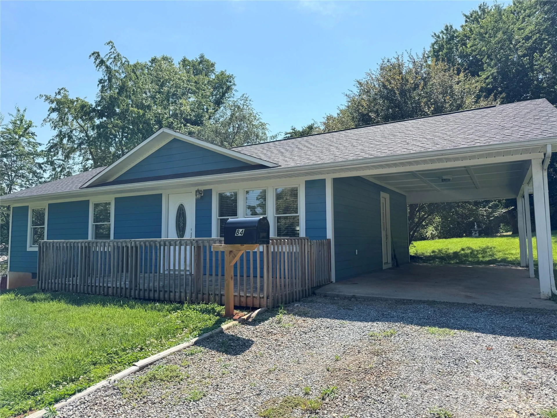 84 E Hunt Drive - Photo 2