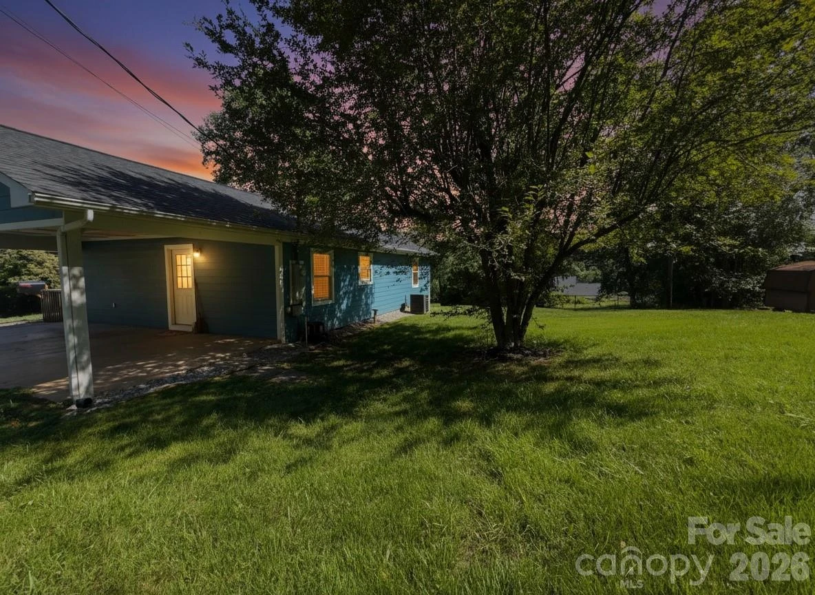 84 E Hunt Drive - Photo 3