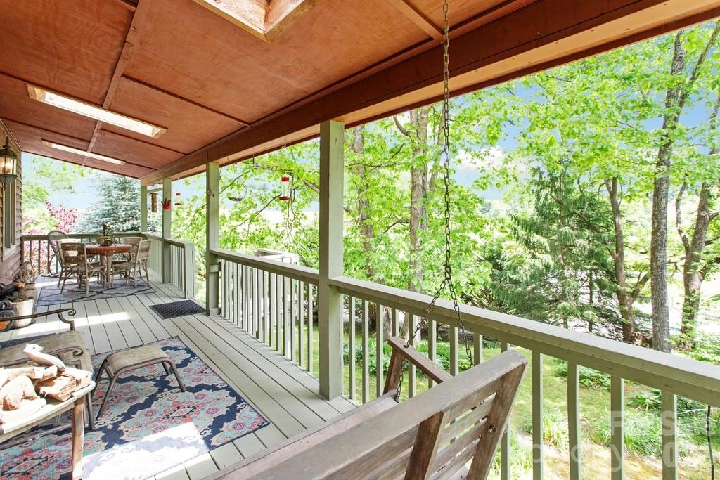 31 Valley Cove Place - Photo 18