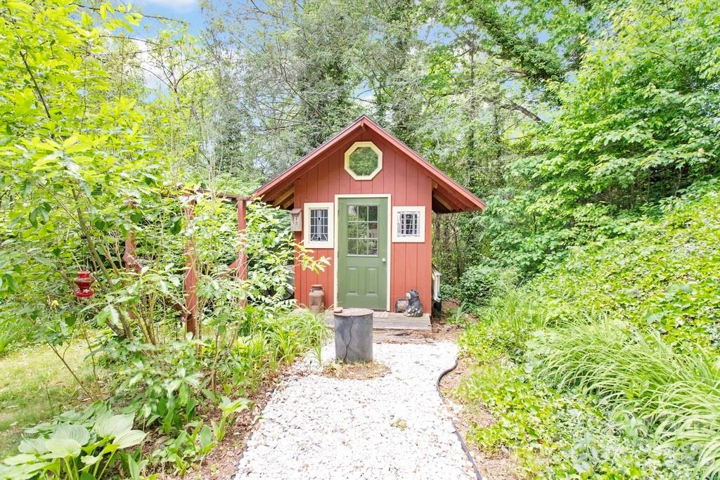 31 Valley Cove Place - Photo 29
