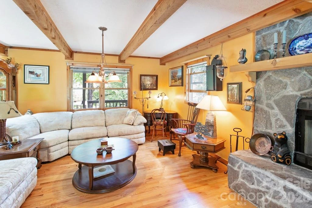 31 Valley Cove Place - Photo 5