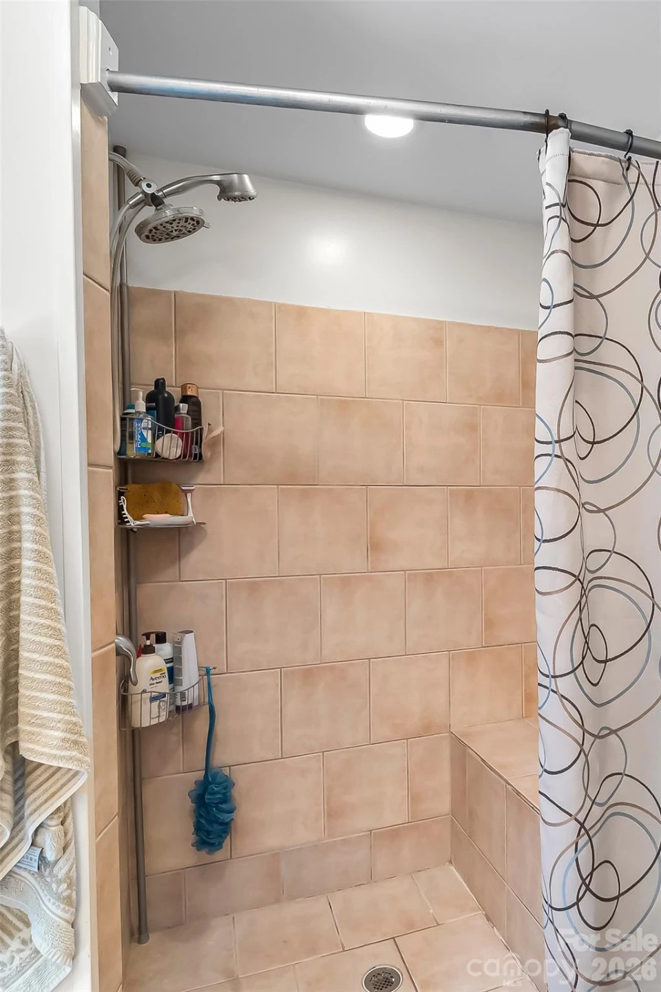 70 Heslar Way - Photo 33