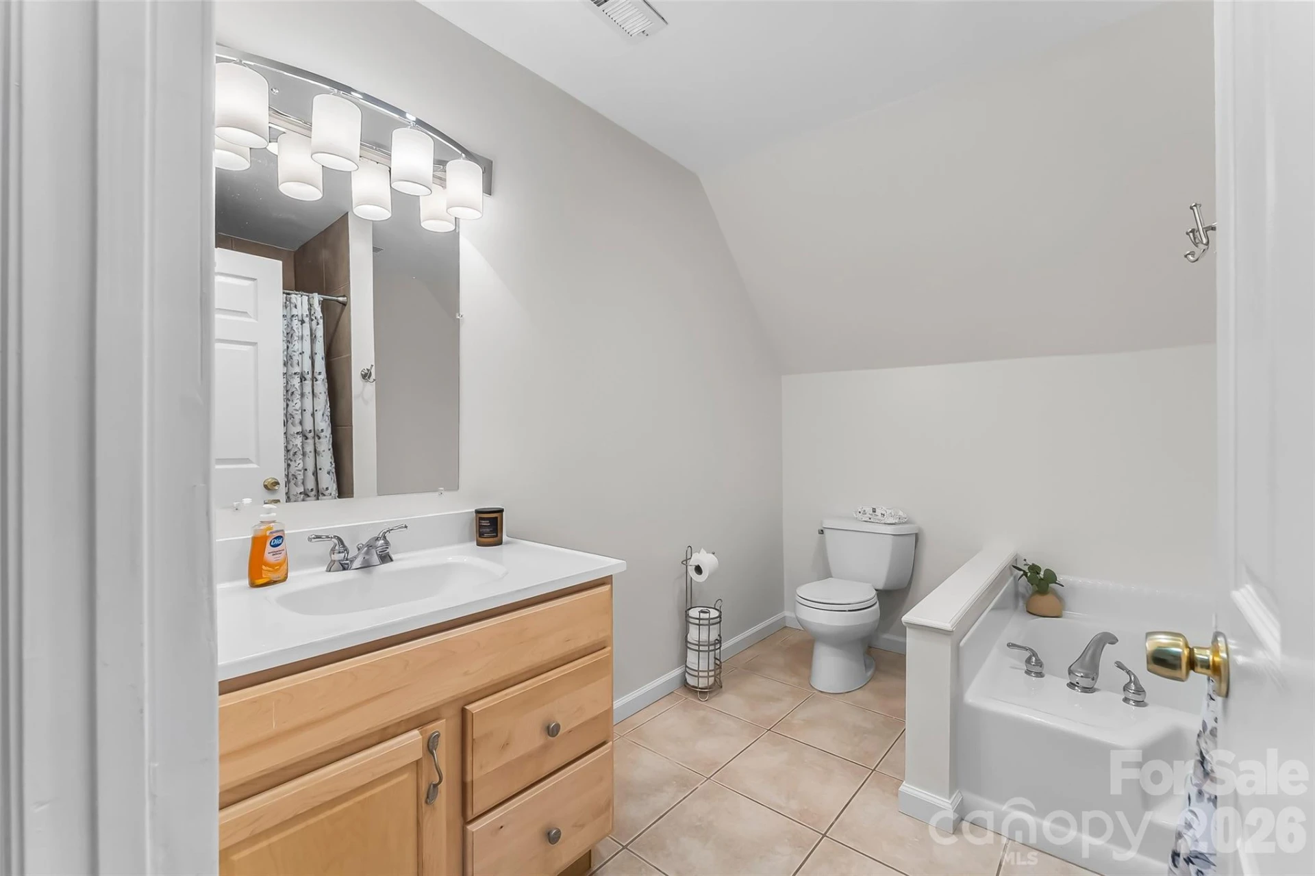 70 Heslar Way - Photo 38