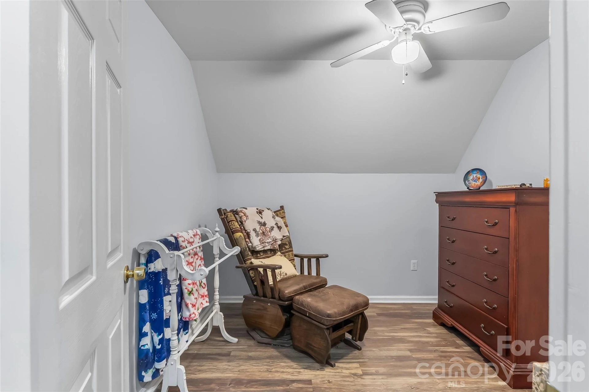 70 Heslar Way - Photo 42