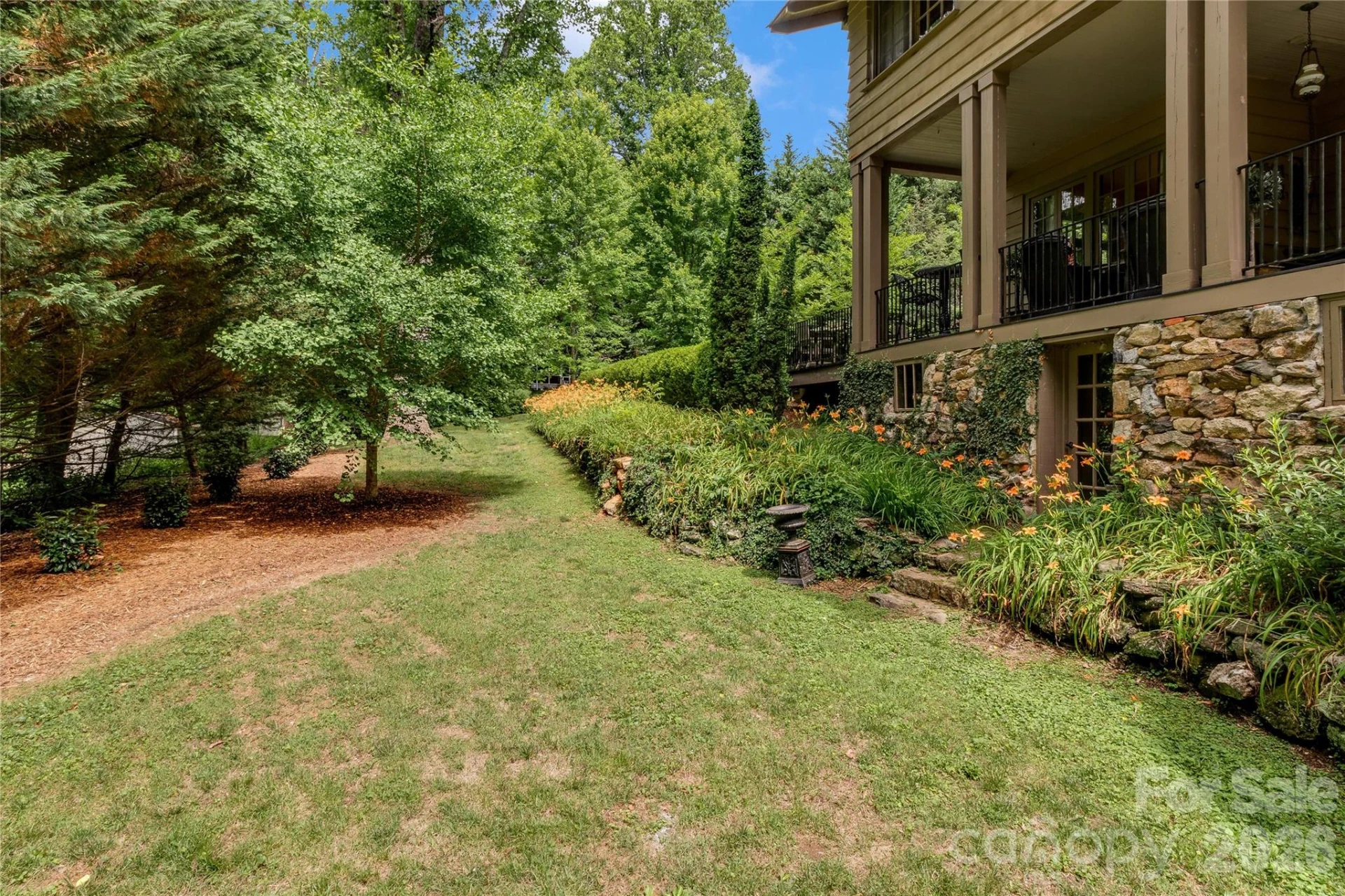 75 Charles Street - Photo 34