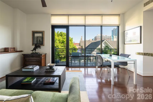 60 unit #302 N Market Street