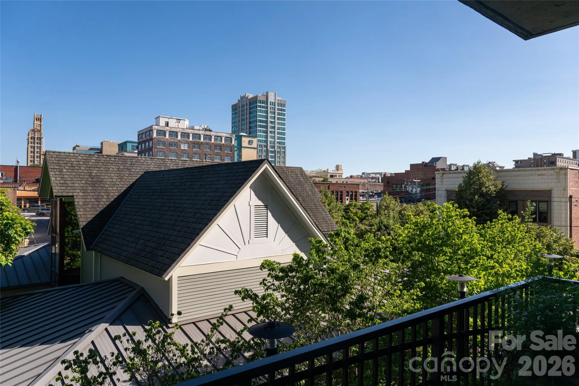 60 unit #302 N Market Street - Photo 25