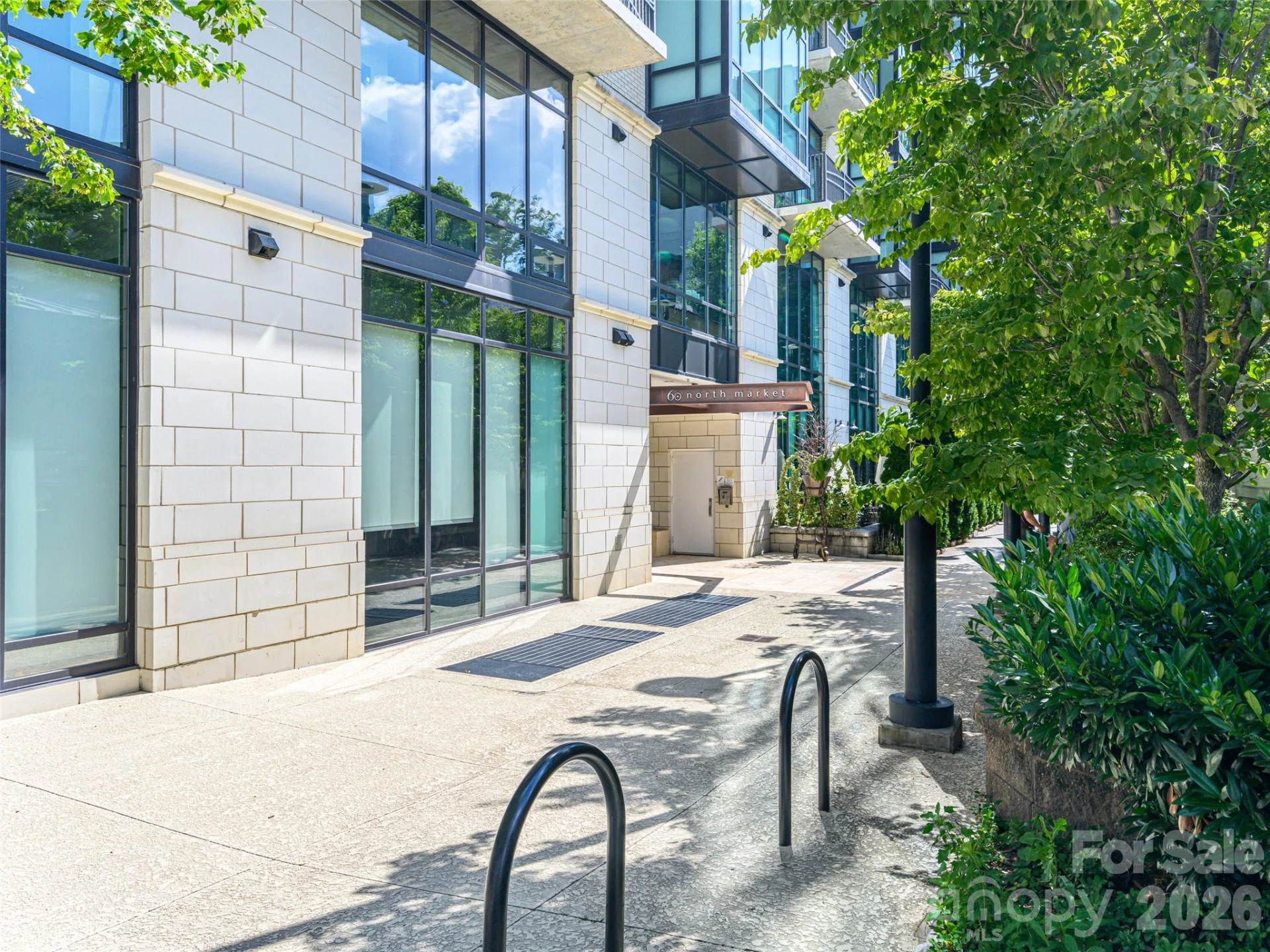 60 unit #302 N Market Street - Photo 36