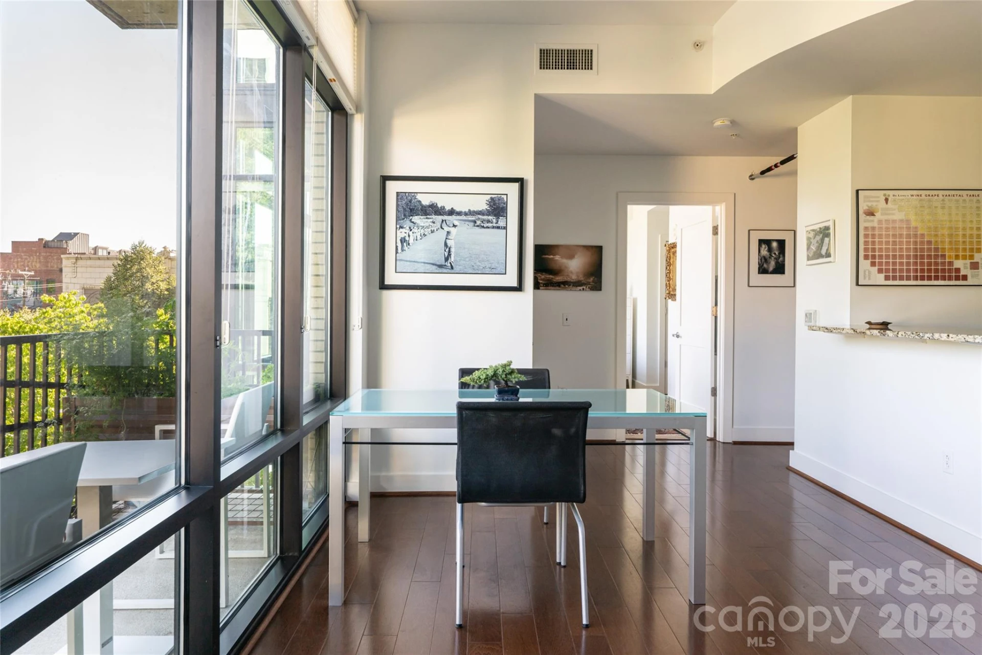 60 unit #302 N Market Street - Photo 5