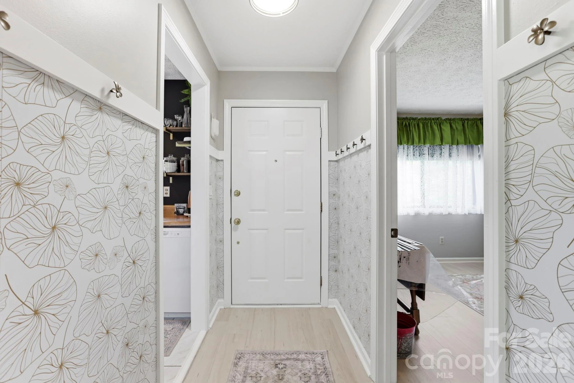 581 Courtwood Lane #4 - Photo 14