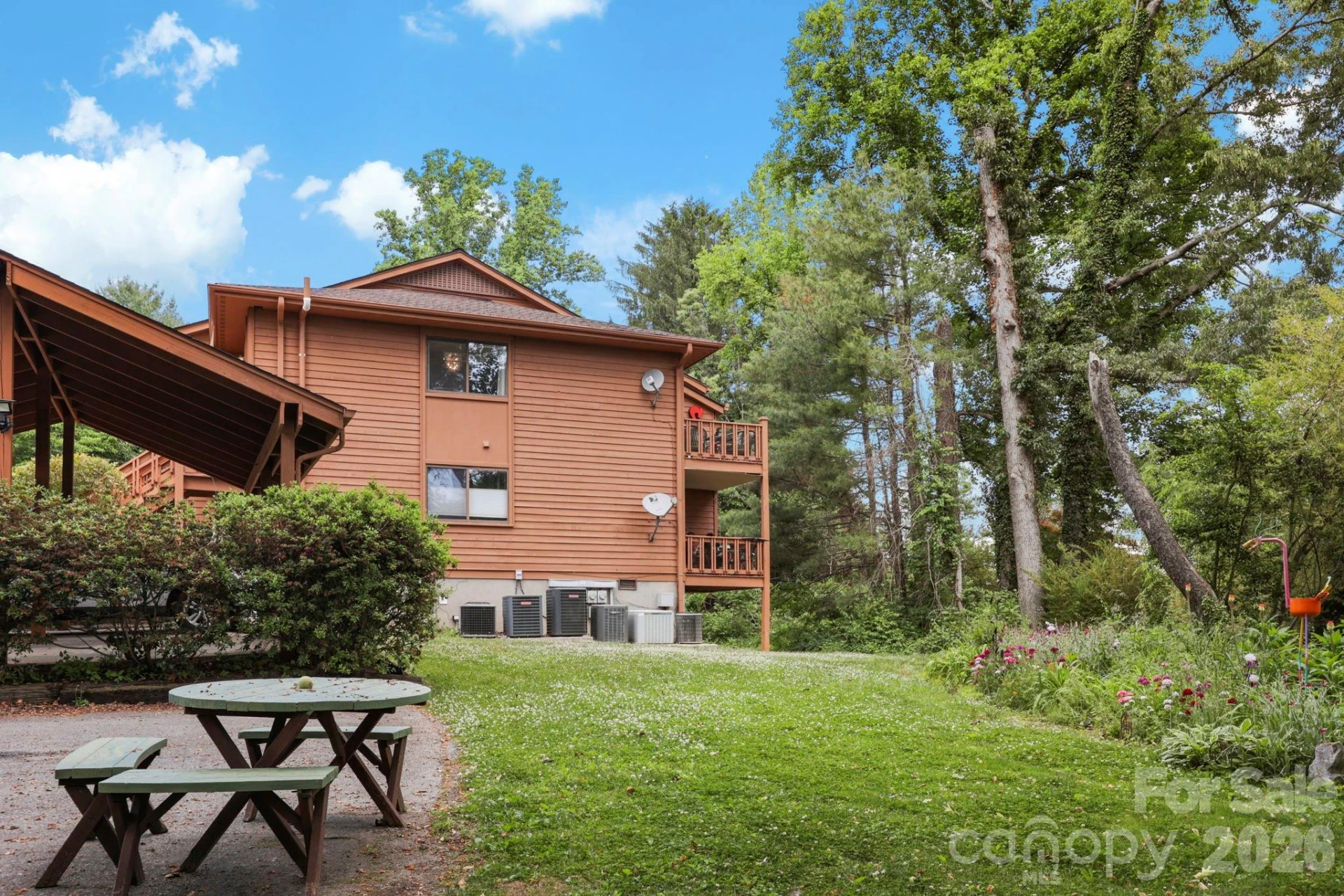 581 Courtwood Lane #4 - Photo 26
