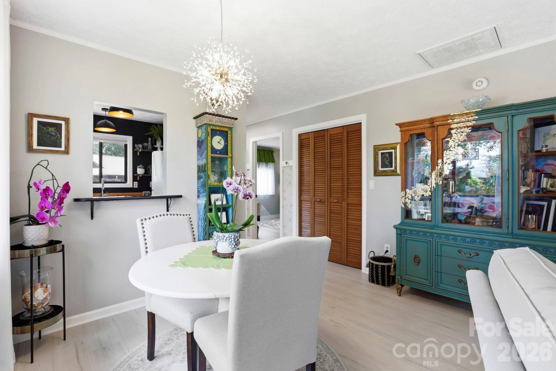 581 Courtwood Lane #4 - Photo 4