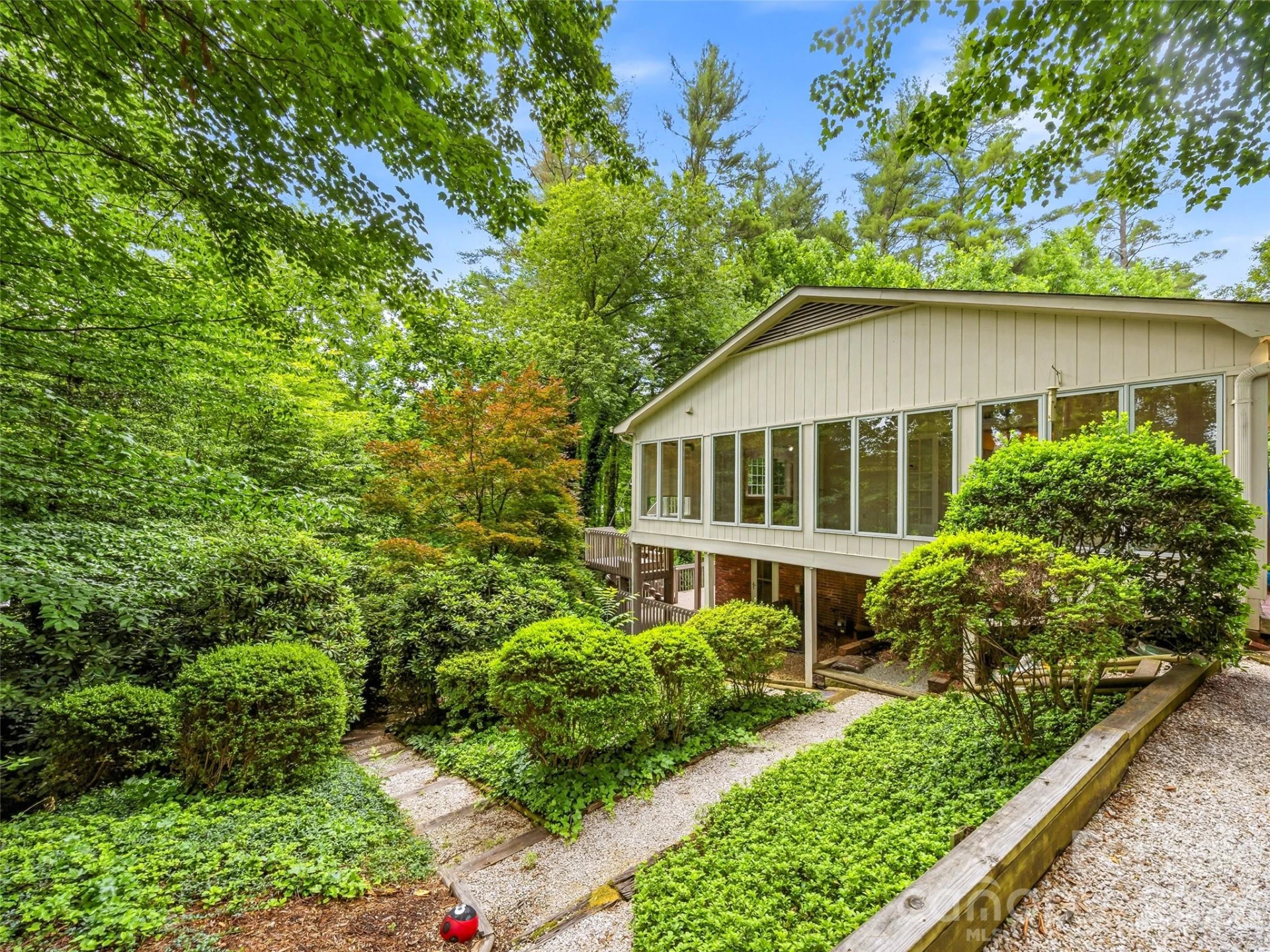 126 Surry Lane - Photo 33