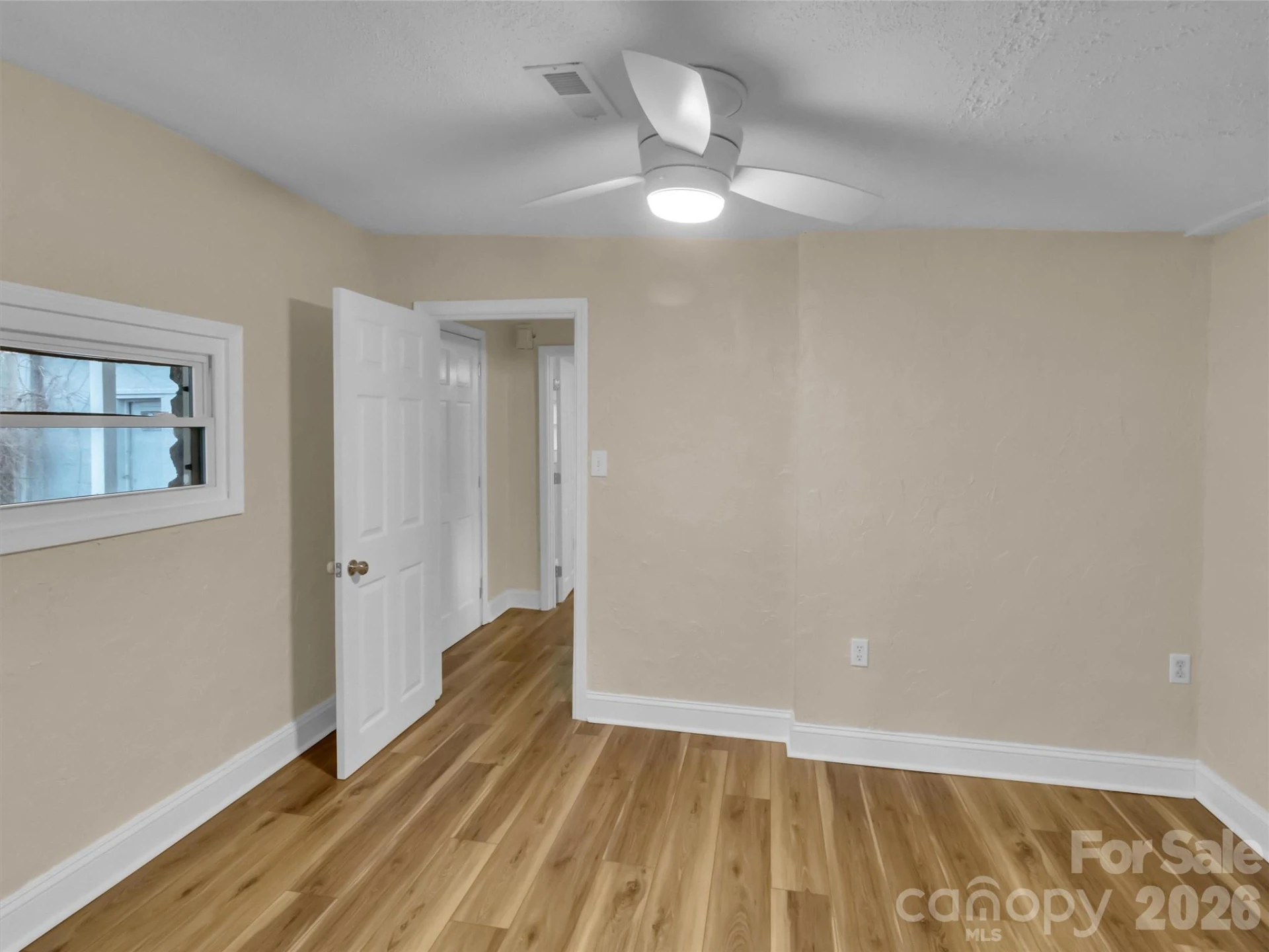 492 Riverbend Street - Photo 16