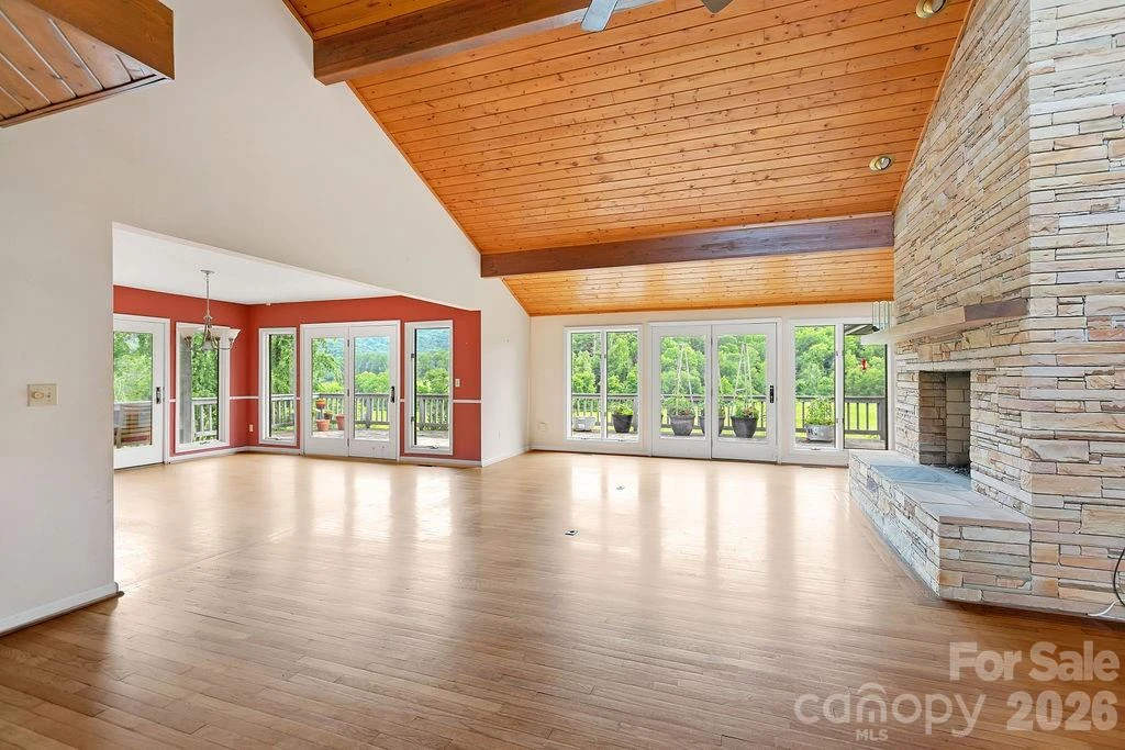 547 Windover Drive - Photo 2