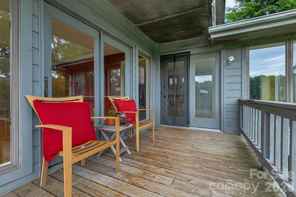 547 Windover Drive - Photo 17