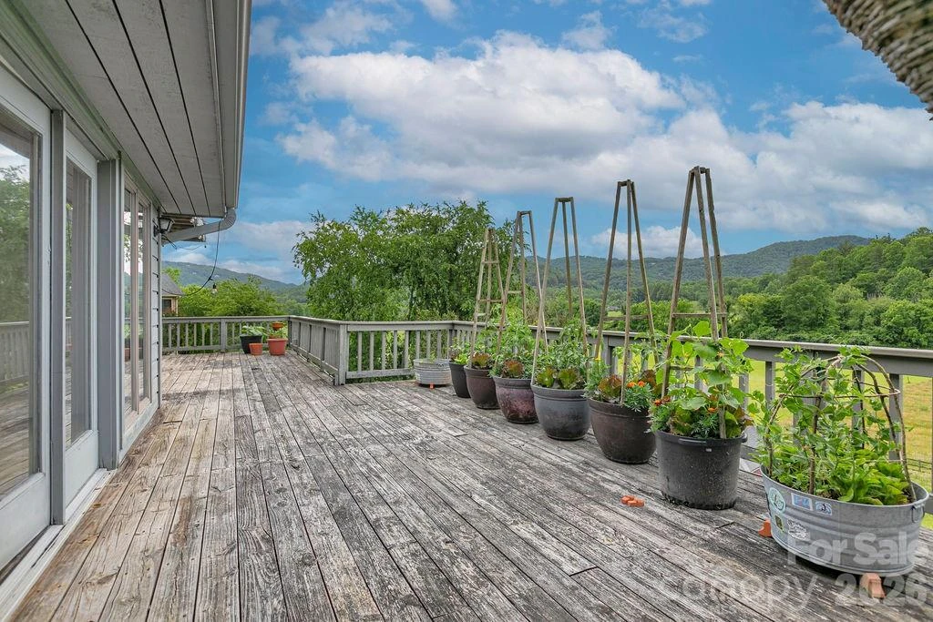 547 Windover Drive - Photo 20