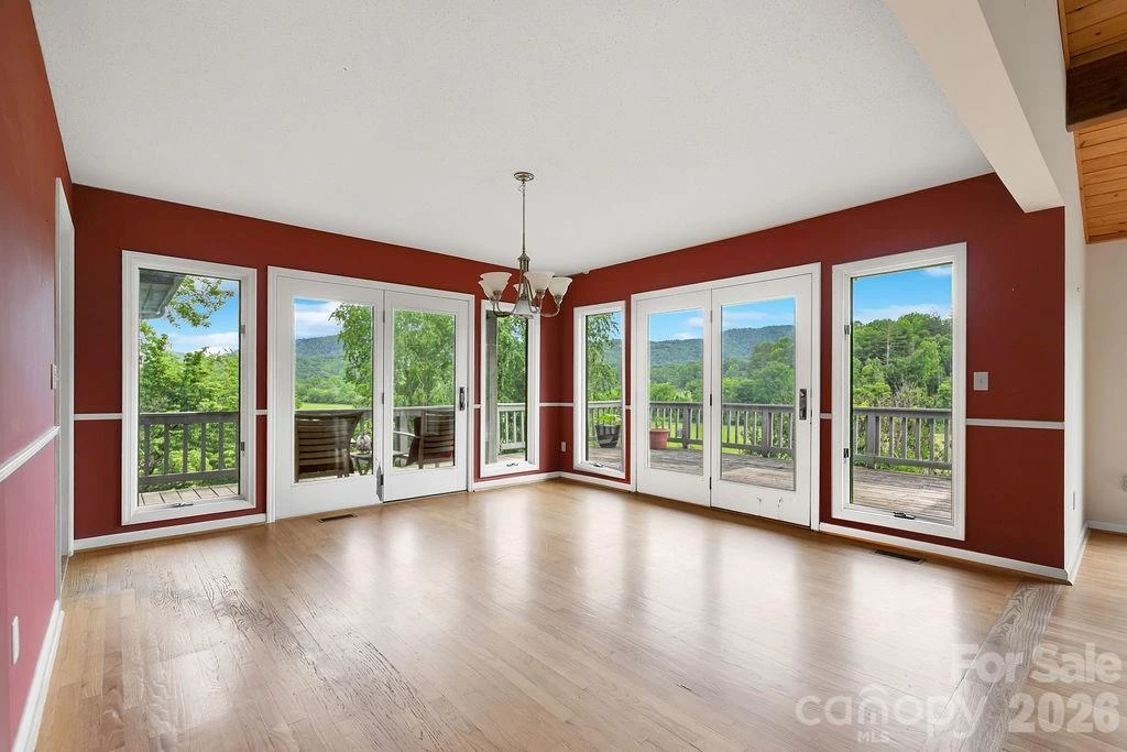 547 Windover Drive - Photo 8