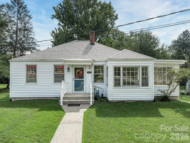 106 Green Acres Avenue, Brevard, NC, 28712