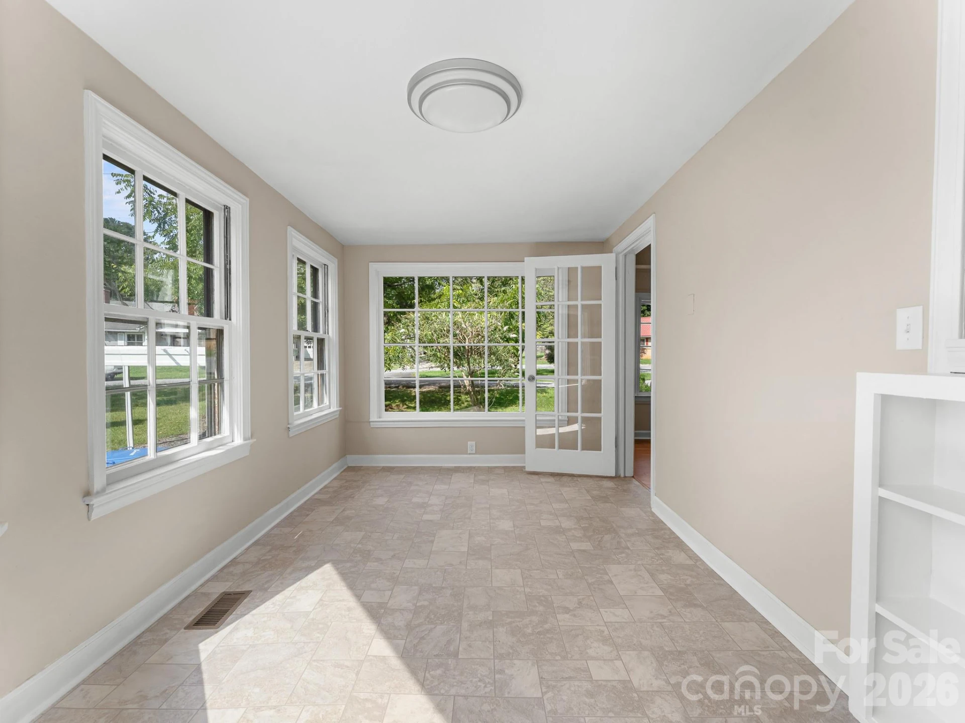 106 Green Acres Avenue - Photo 16