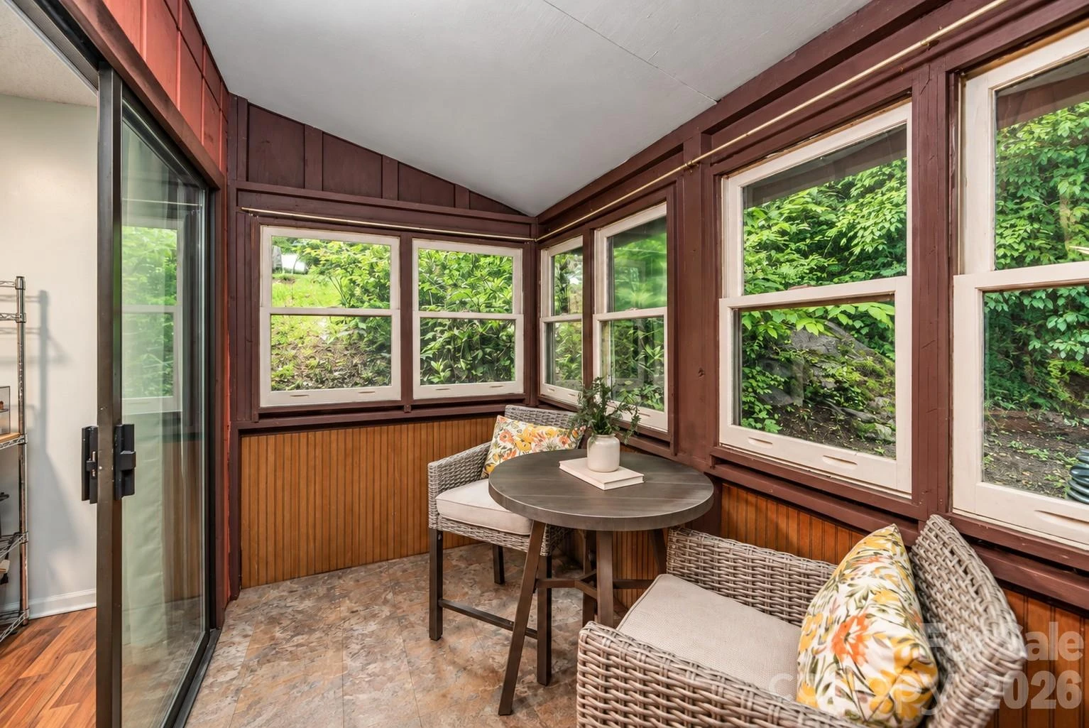 100 Bristol Lane - Photo 8