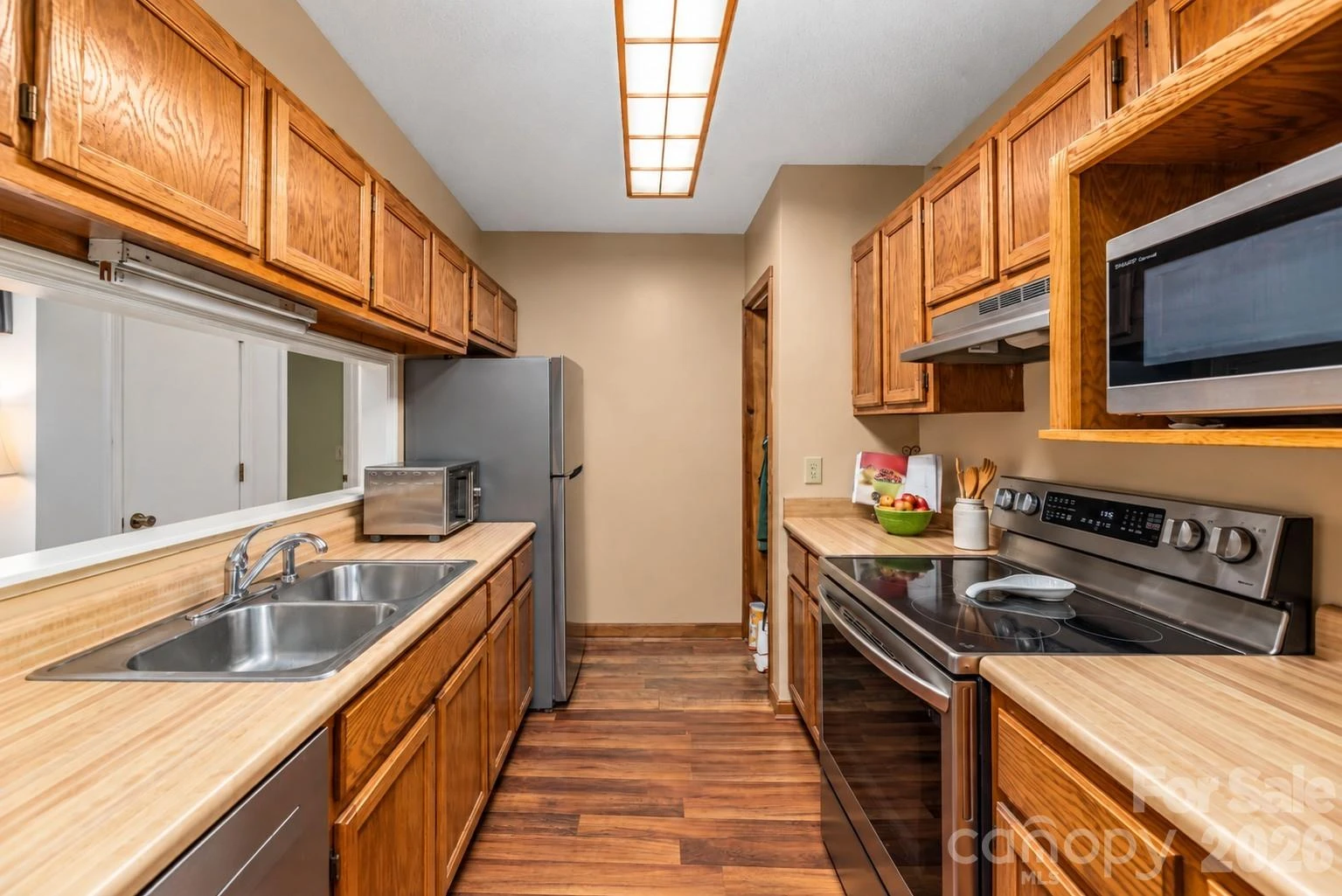 100 Bristol Lane - Photo 10