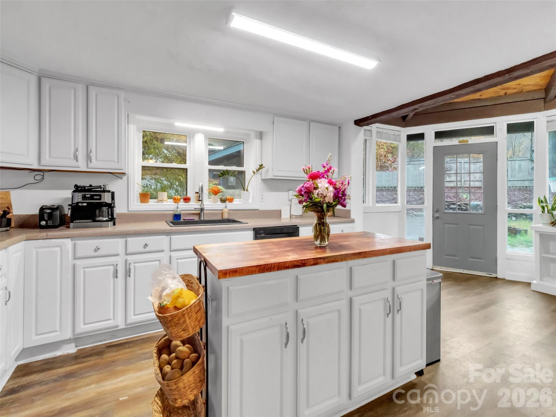 126 Arrowwood Way - Photo 11