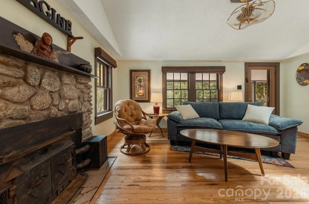 168 Avondale Road - Photo 8