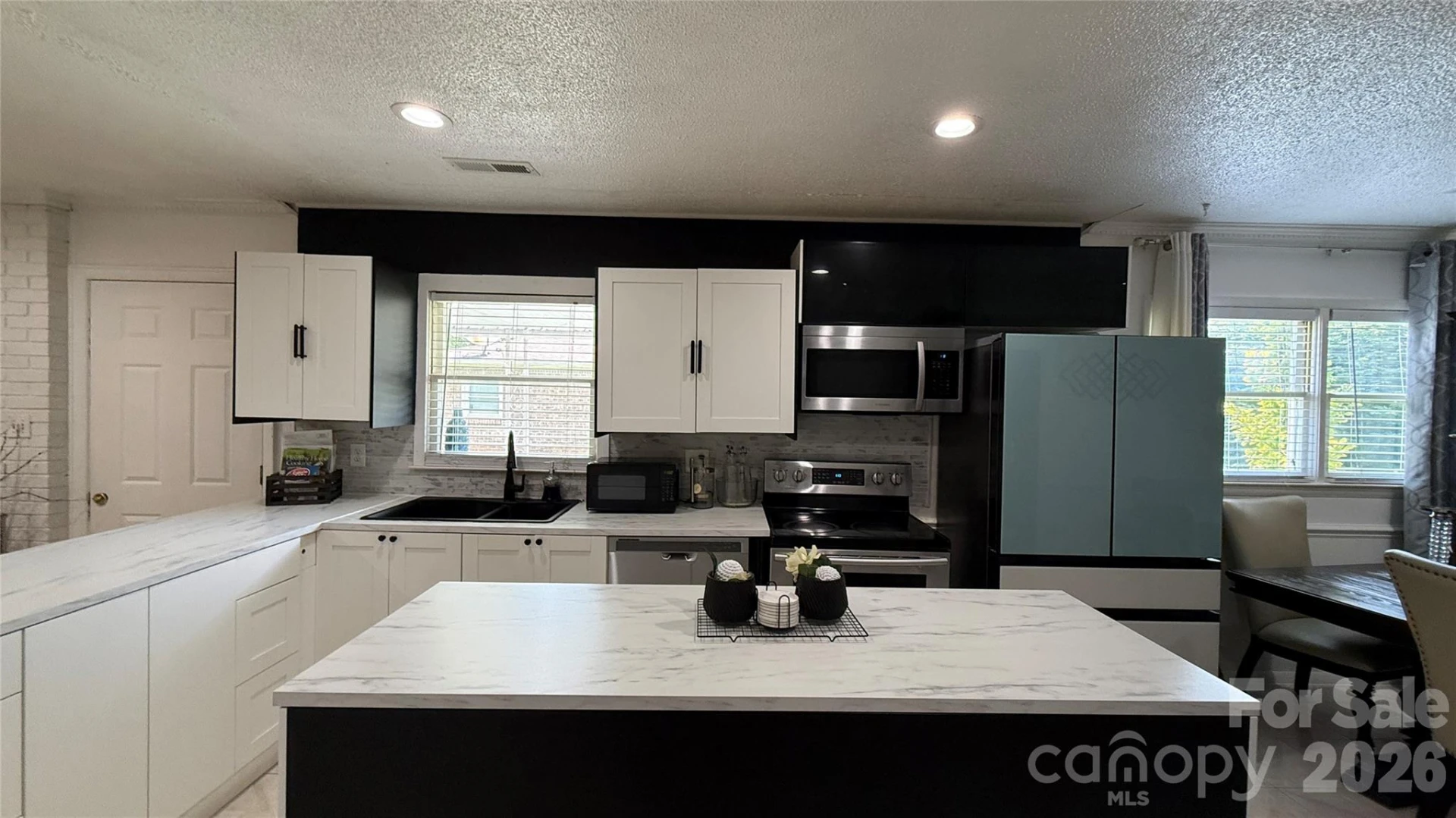 172 Parkland Drive - Photo 23