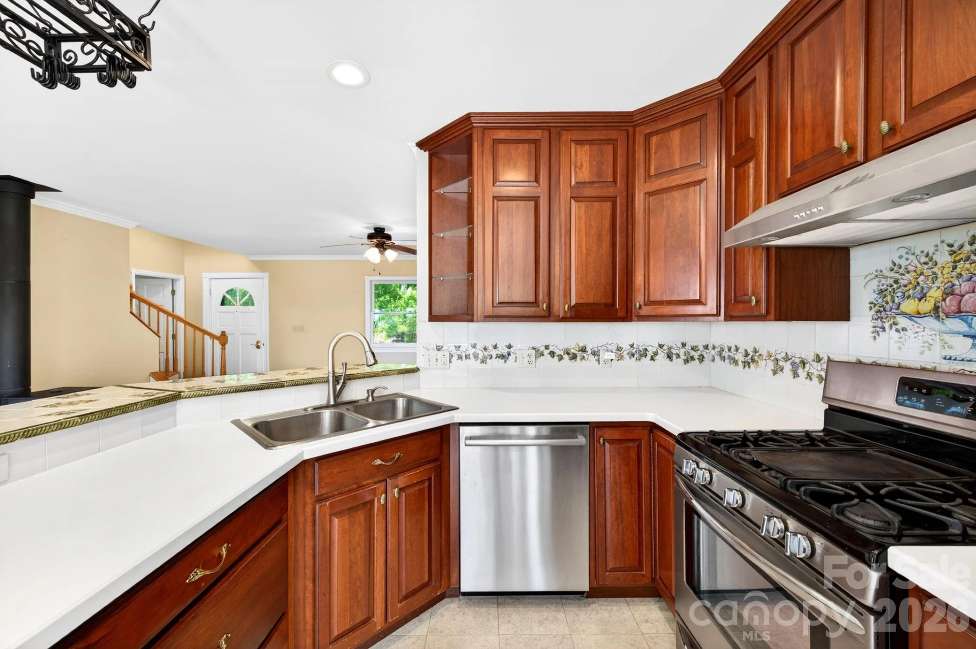 58 Randall Drive - Photo 9