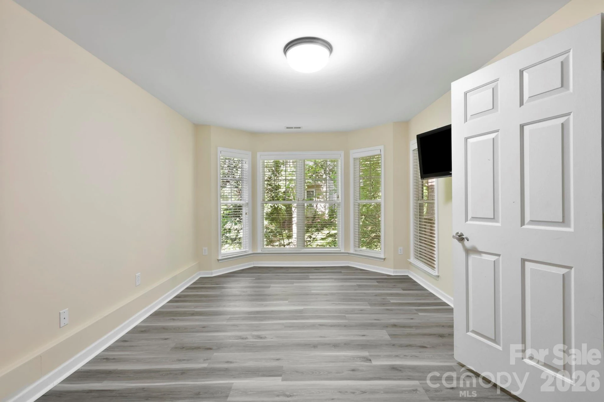15 Kaylor Drive - Photo 32