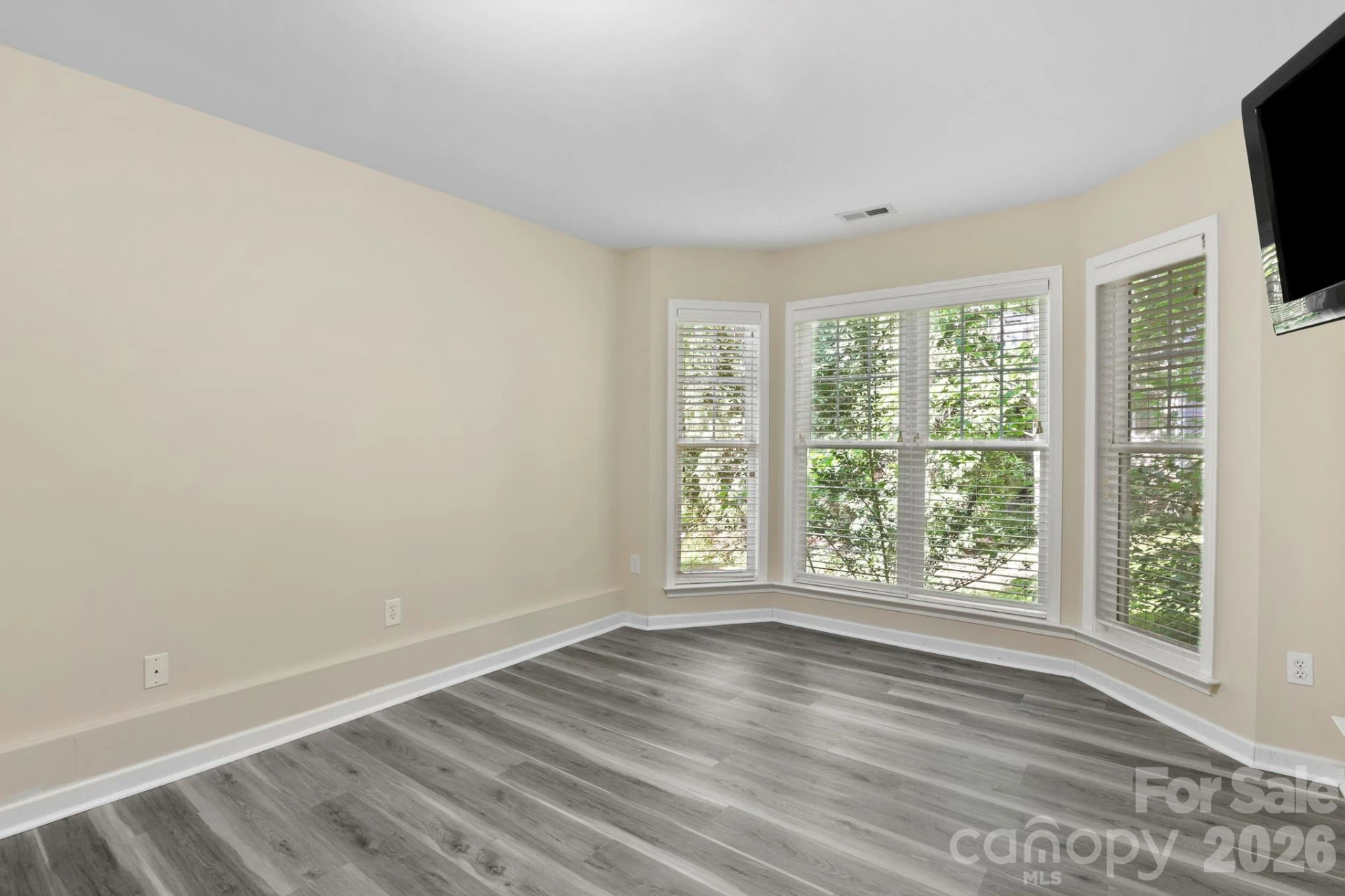 15 Kaylor Drive - Photo 34