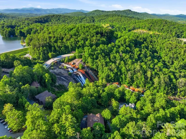 30 Lower Tanglewood Road E, Lake Toxaway, NC, 28747
