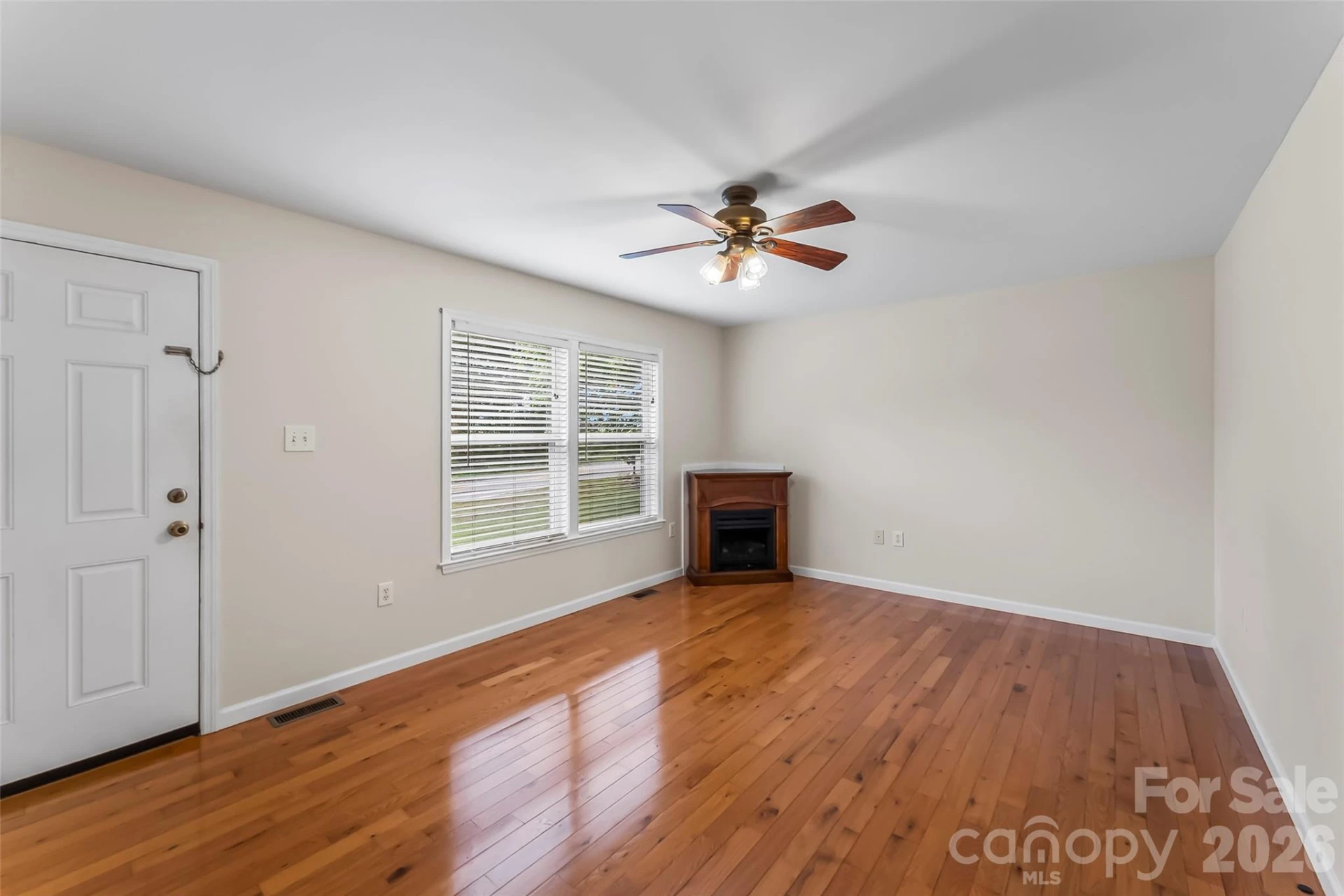 2610 Bear Creek Road - Photo 4
