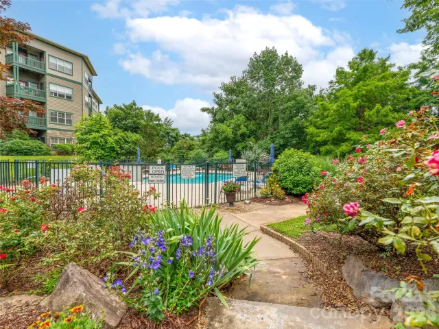 9 Kenilworth Knoll