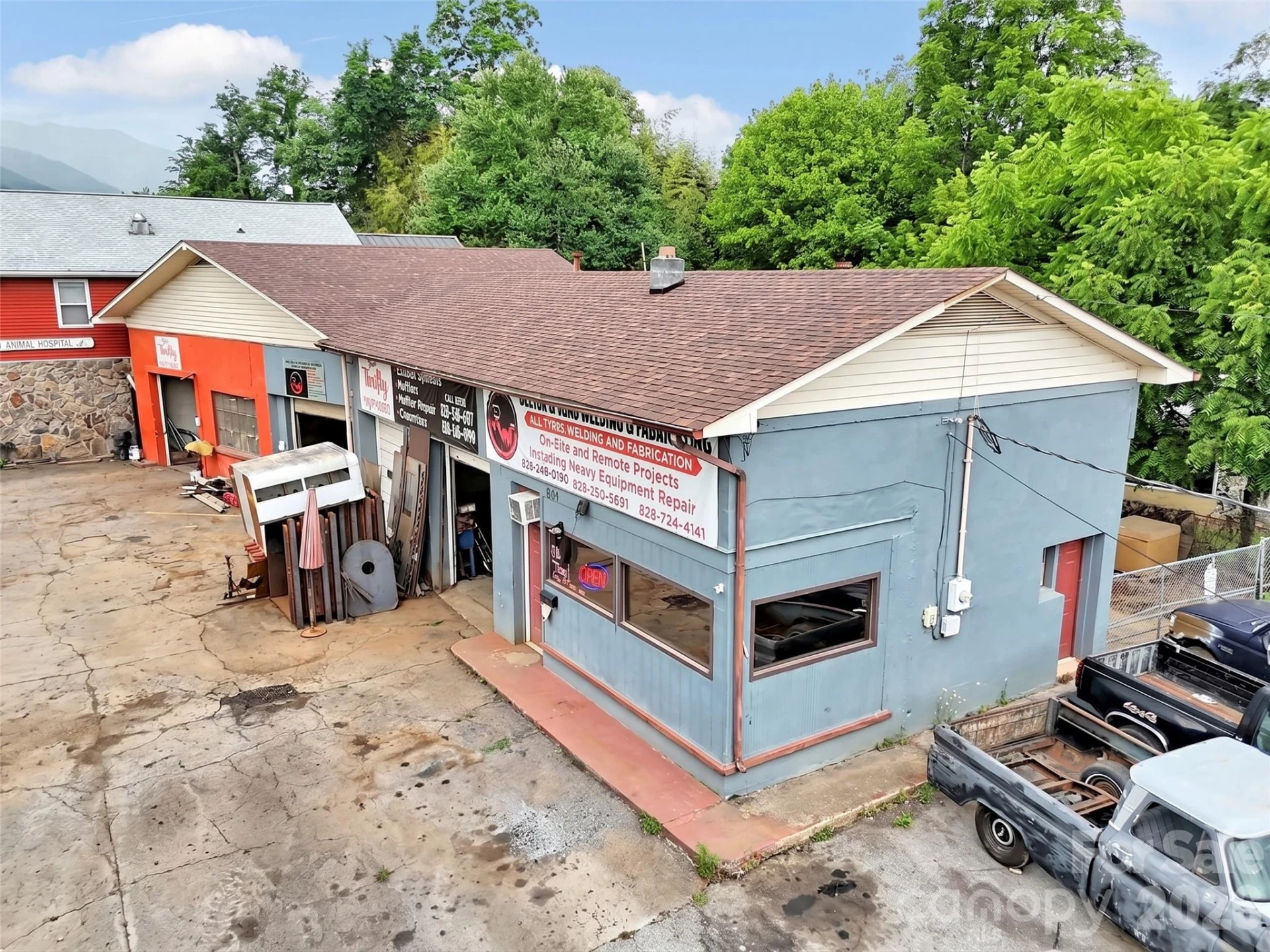 1604 South Main Street - Photo 2