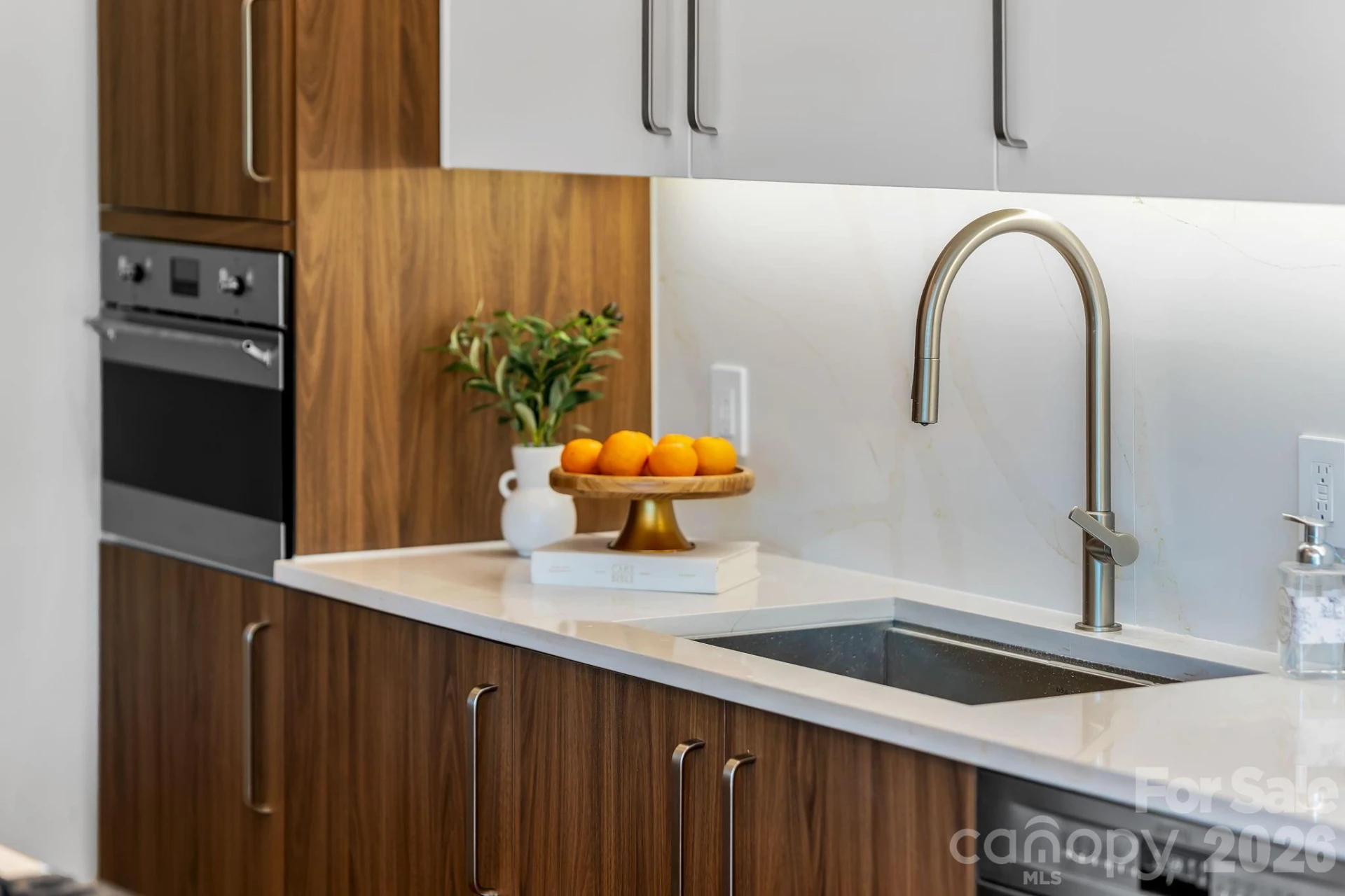 200 Manchester Way - Photo 10