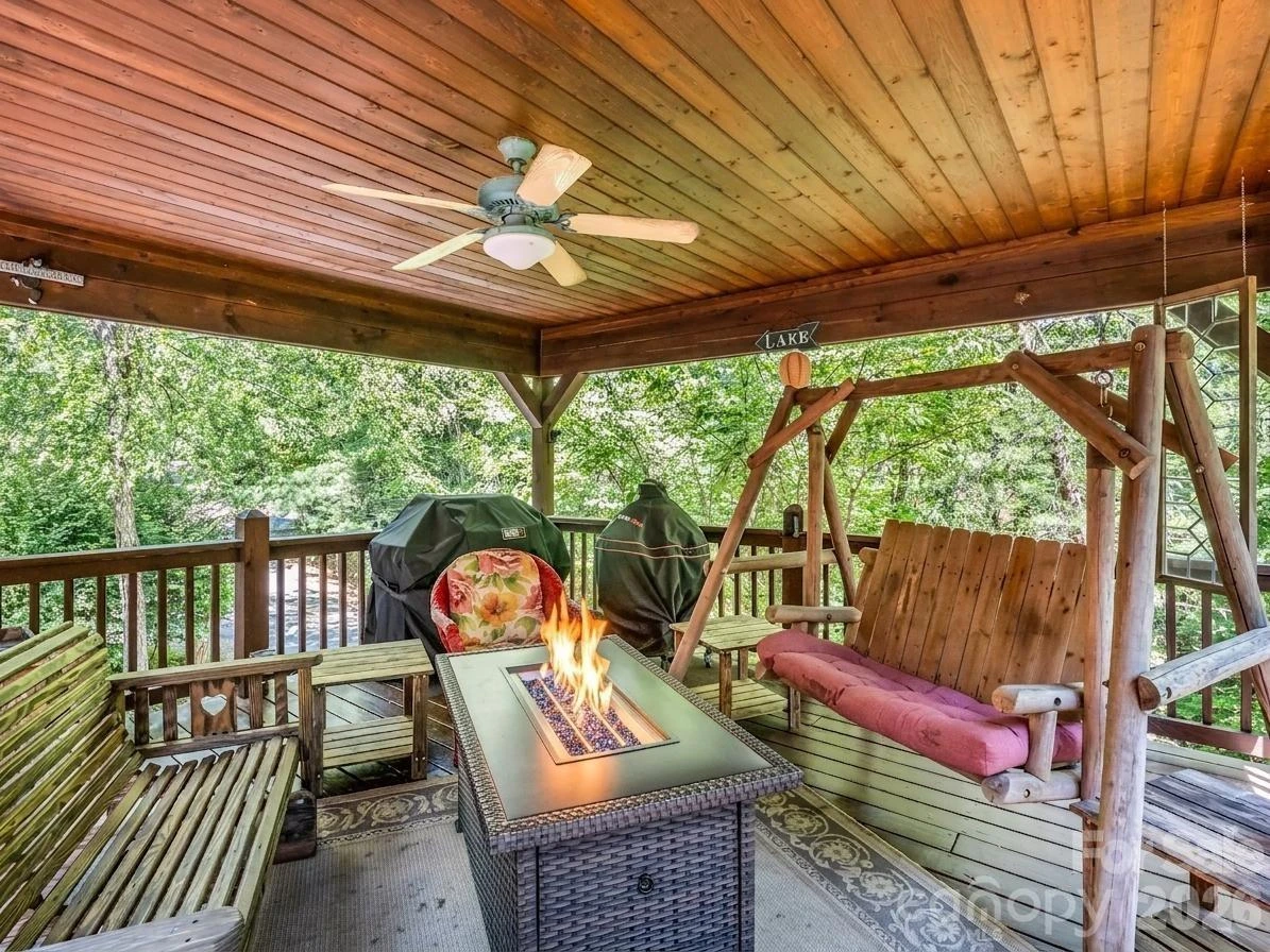 136 Dalton Court - Photo 37