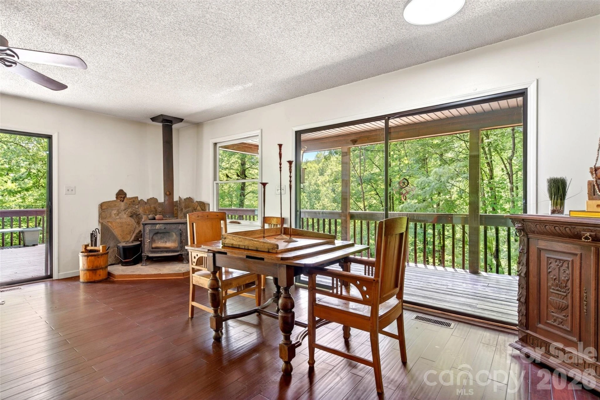 1828 McKenzie Way S - Photo 11