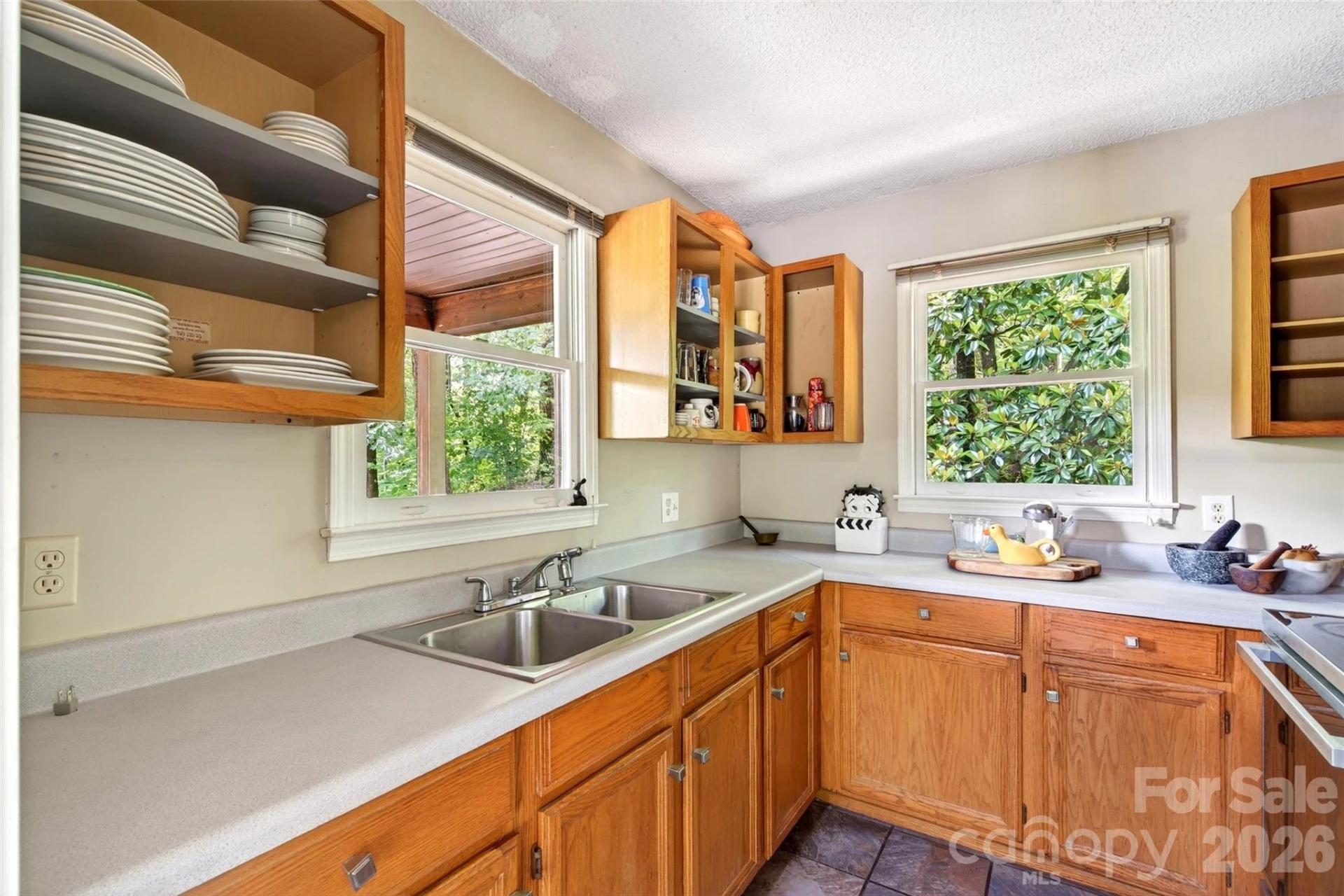 1828 McKenzie Way S - Photo 14