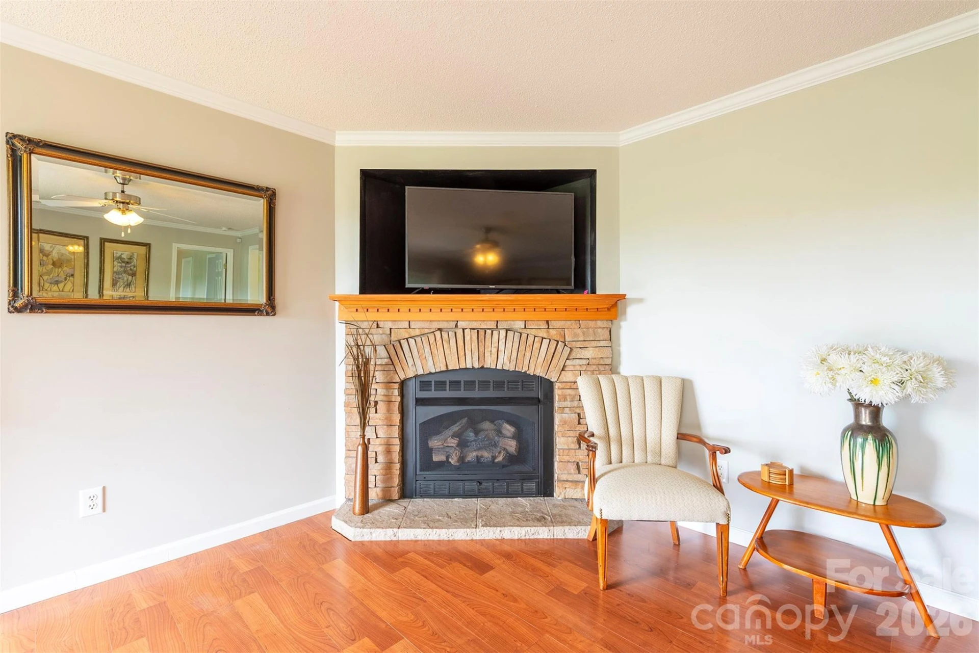 25 Inglescott Way - Photo 4