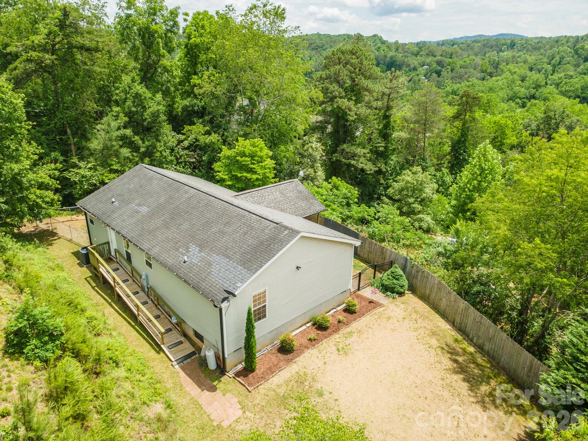 25 Inglescott Way - Photo 40