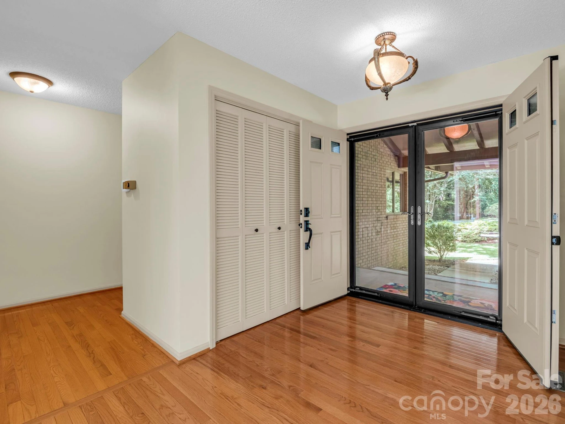 115 Woodhaven Drive - Photo 7