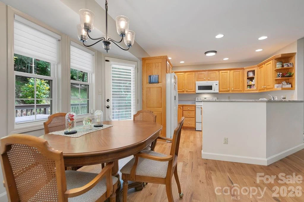 144 Lakeland Drive - Photo 16