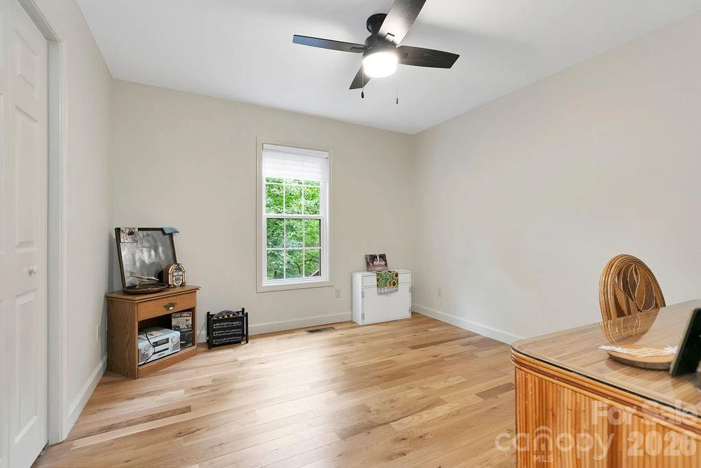 144 Lakeland Drive - Photo 19