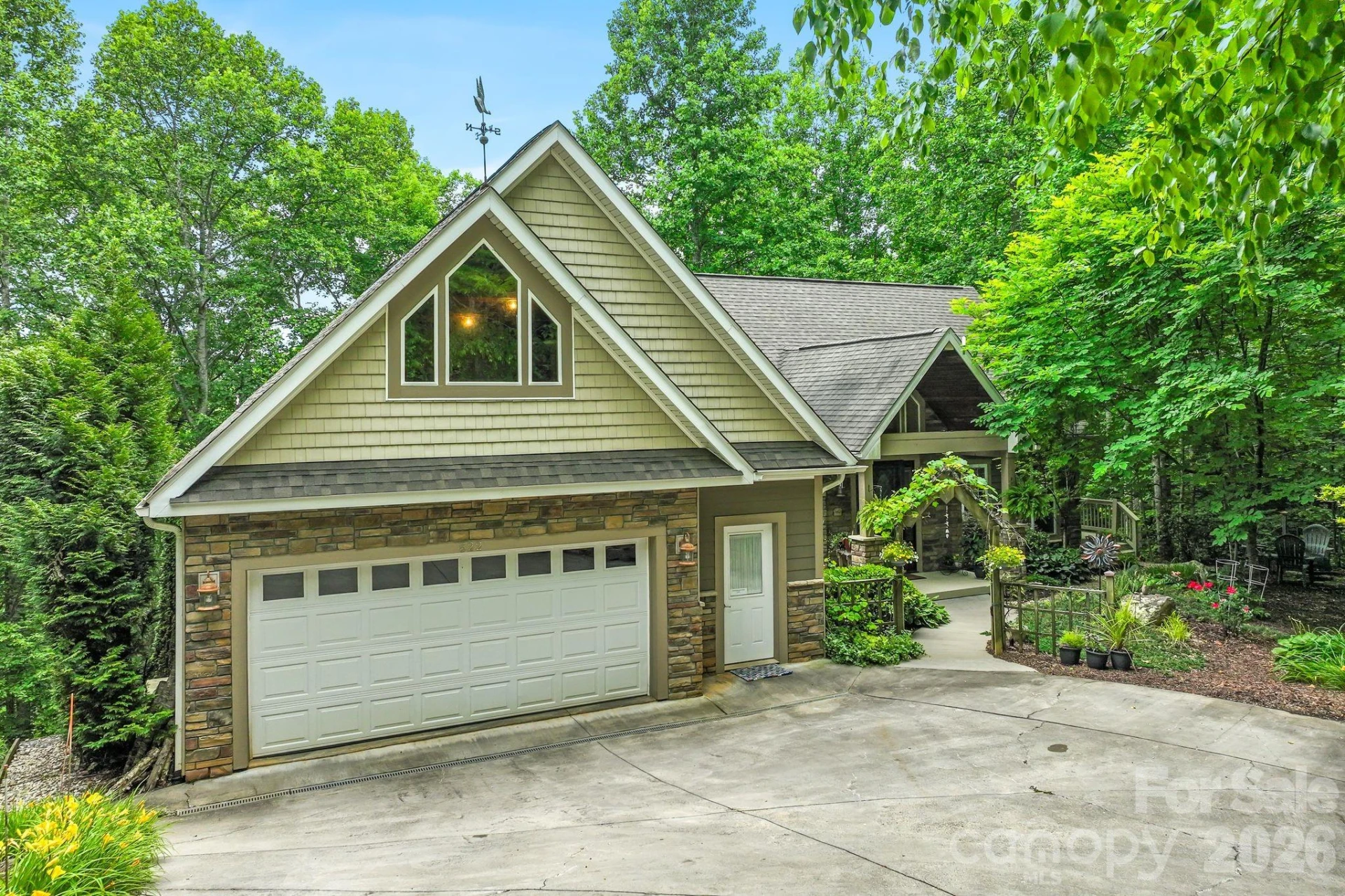 522 Silver Hawk Lane - Photo 3