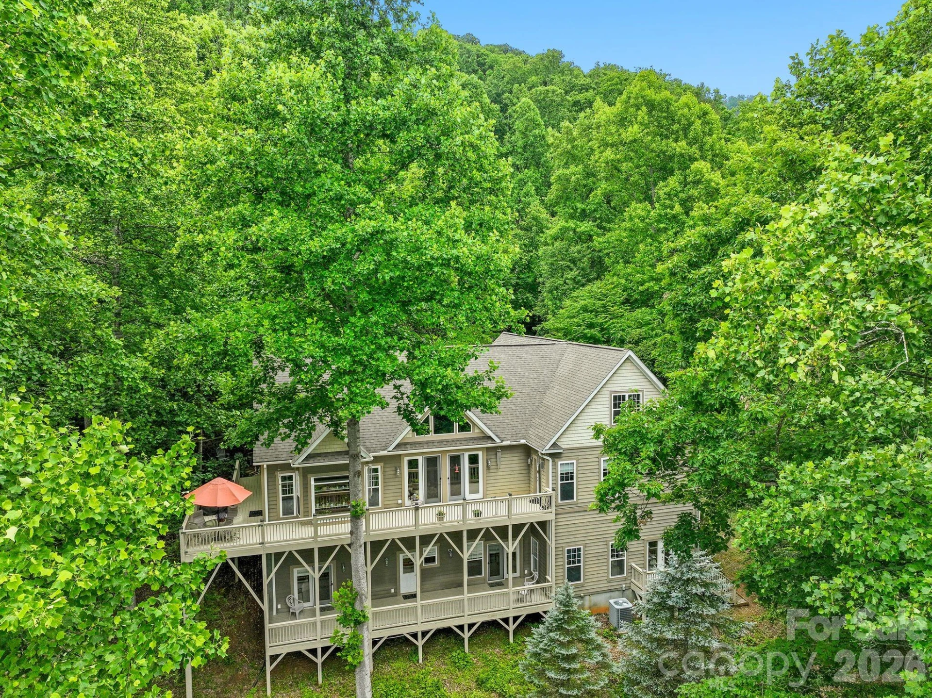 522 Silver Hawk Lane